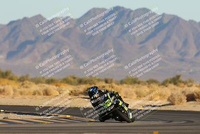 media/Jan-11-2025-CVMA (Sat) [[ddeb3f563a]]/Race 13-Amateur Supersport Open/